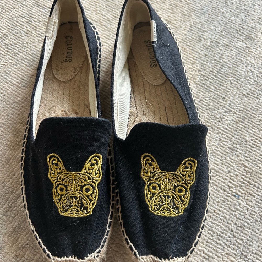 Black Soludos Espadrilles with Embroidered French Bulldog In Gold